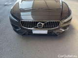  Volvo  V60 VOLVO  / 2019 / 5P / STATION WAGON B4 D AUTOM. PLUS BRIGHT #32