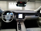  Volvo  V60 VOLVO  CROSS COUNTRY / 2018 / 5P / STATION WAGON D4 AWD GEARTR. CR. COUNTRY BUSINESS PLUS #3