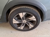  Volvo  V60 VOLVO  CROSS COUNTRY / 2018 / 5P / STATION WAGON D4 AWD GEARTR. CR. COUNTRY BUSINESS PLUS #19