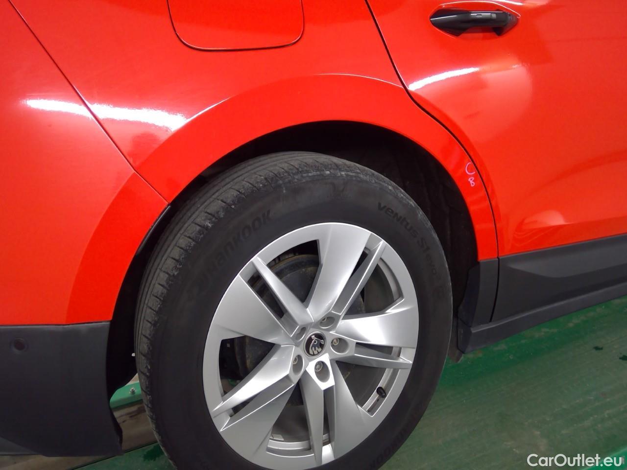 Skoda  ENYAQ  iV80 5d #12