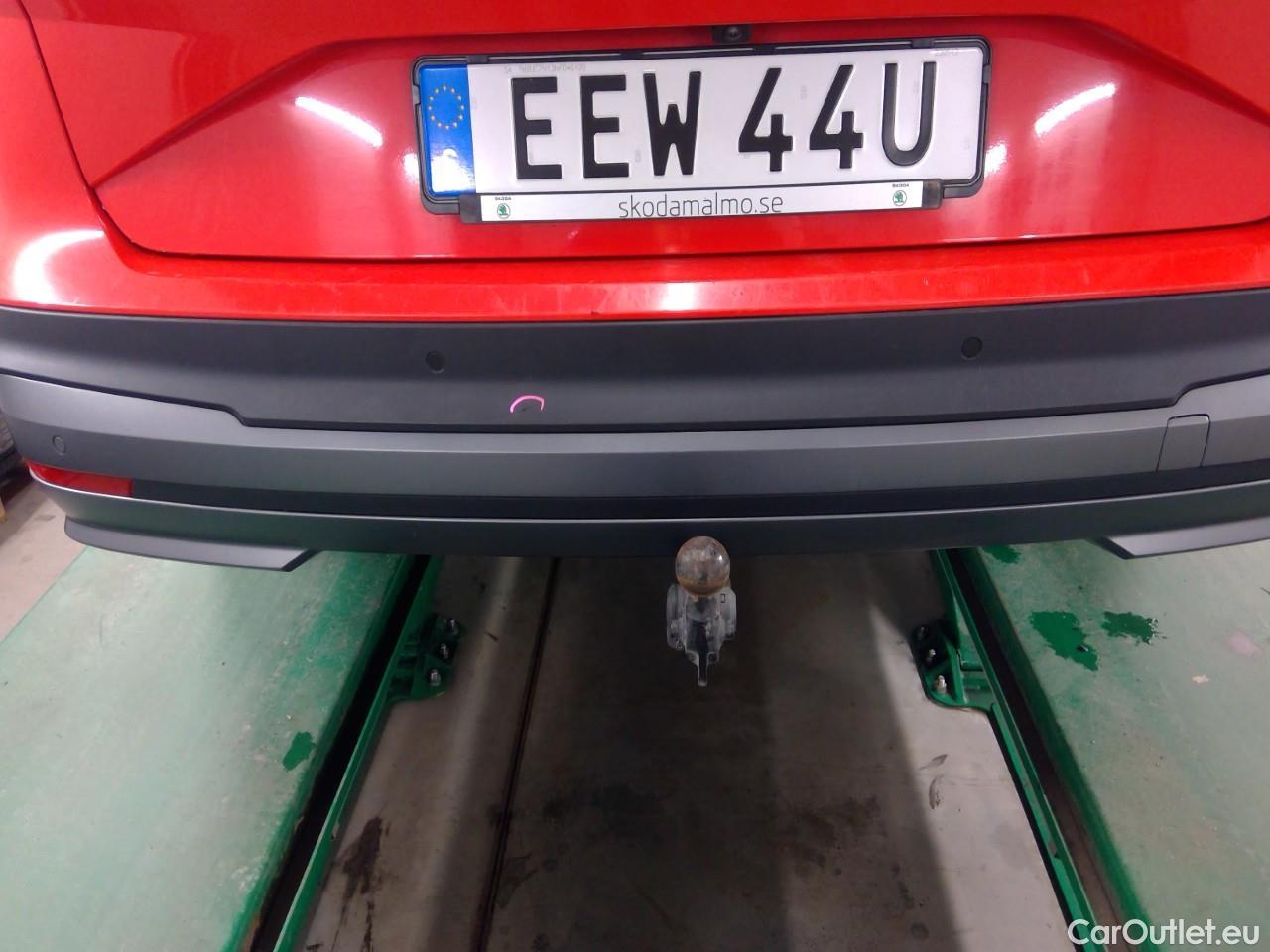 Skoda  ENYAQ  iV80 5d #7