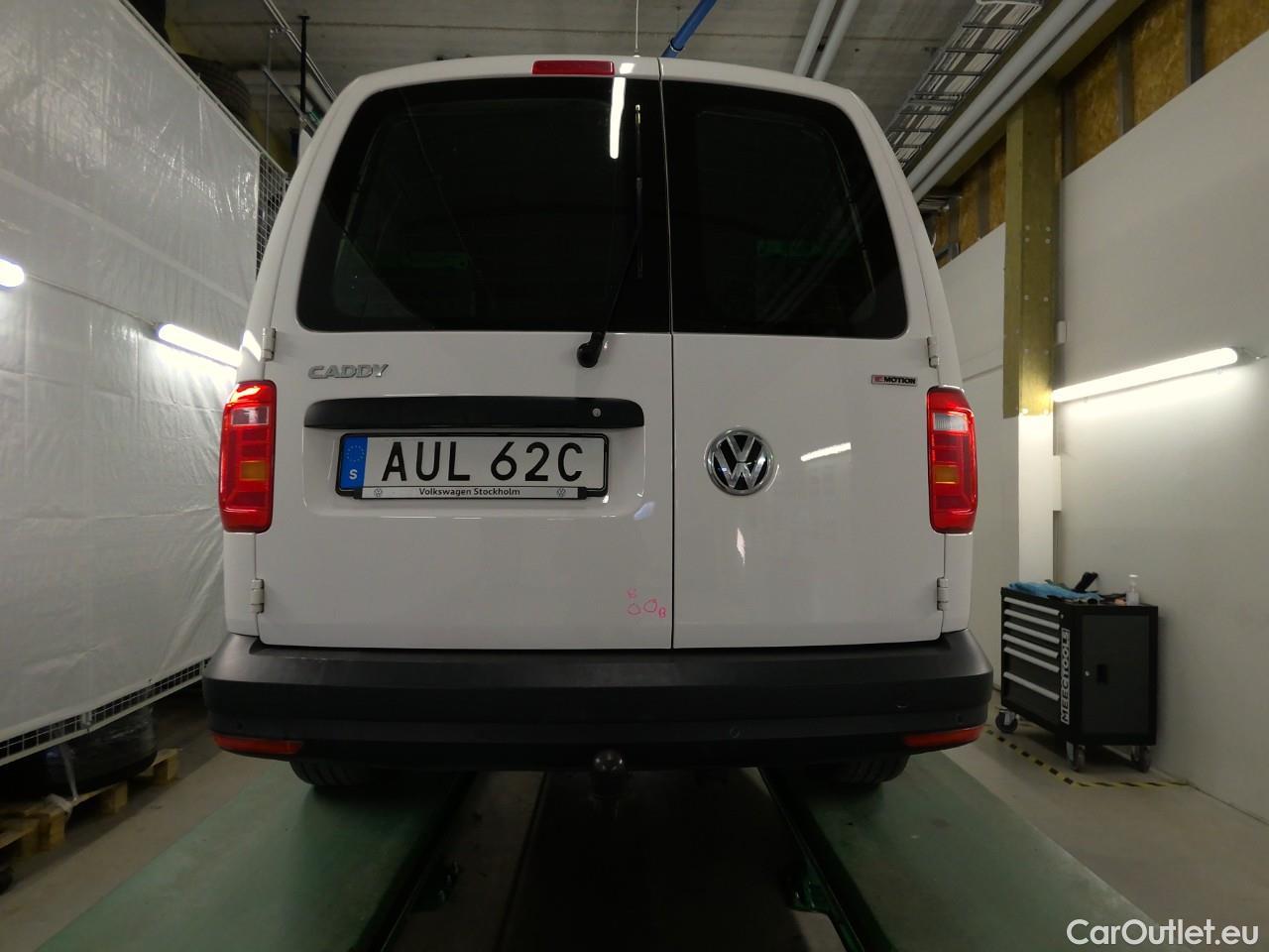  Volkswagen  Caddy  TDI 110 Maxi 4WD Aut. #5