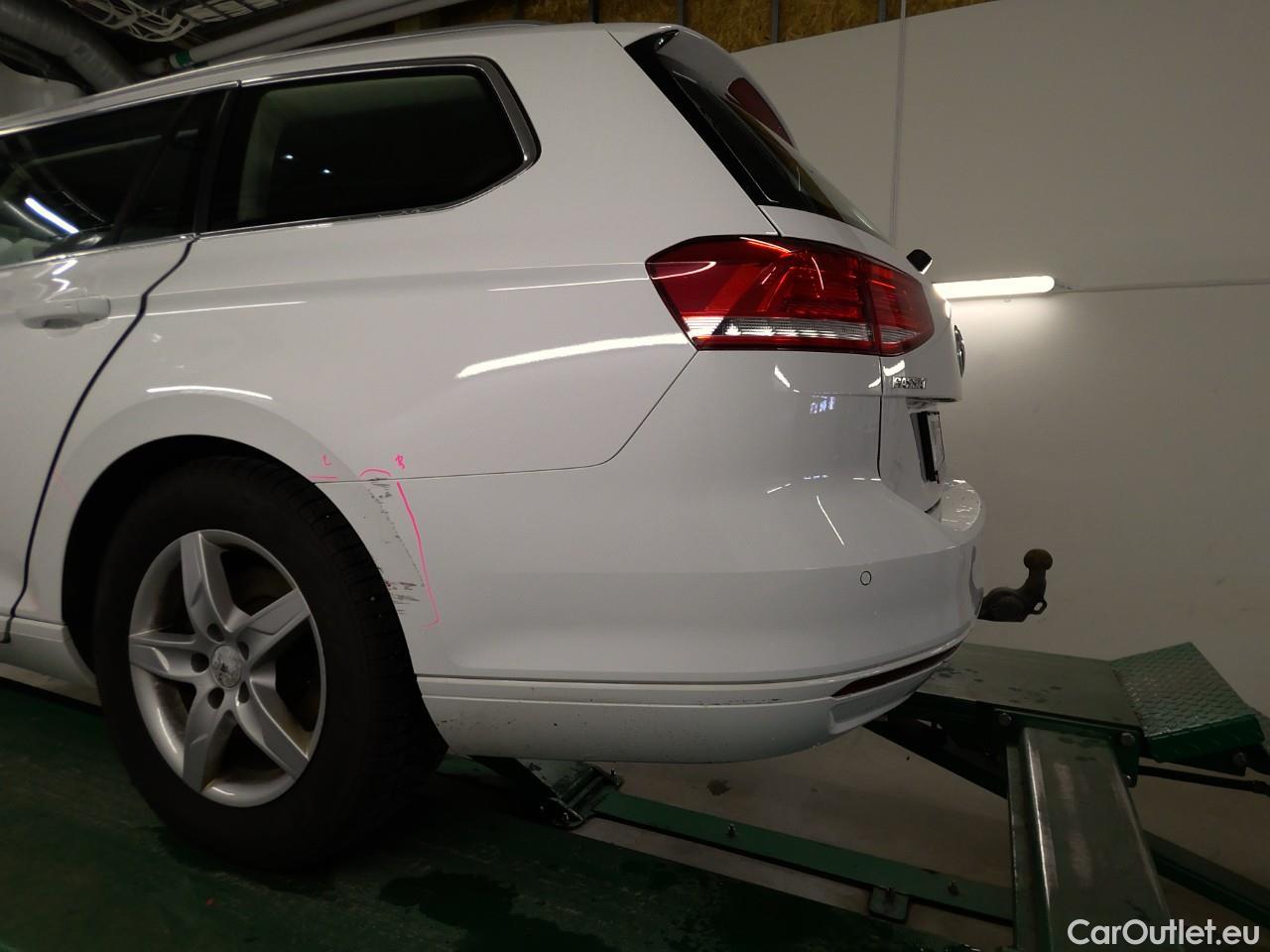  Volkswagen  Passat  SC TDI 150 Aut. #24