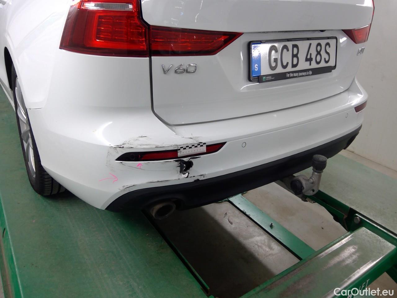  Volvo  V60  D4 AWD Mom.Adv. SE II Aut. #22