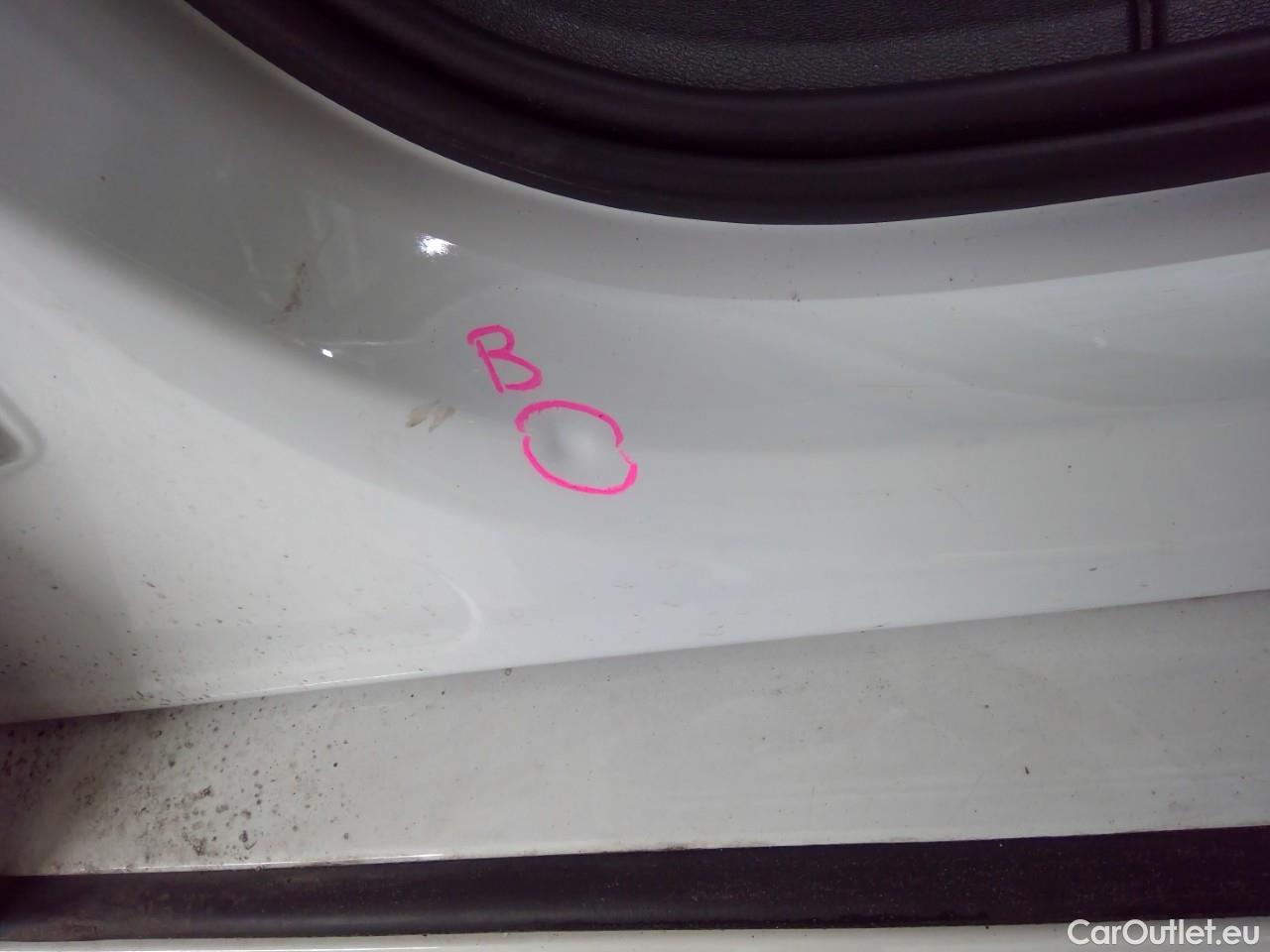  Volvo  V60  D4 AWD Mom.Adv. SE II Aut. #33