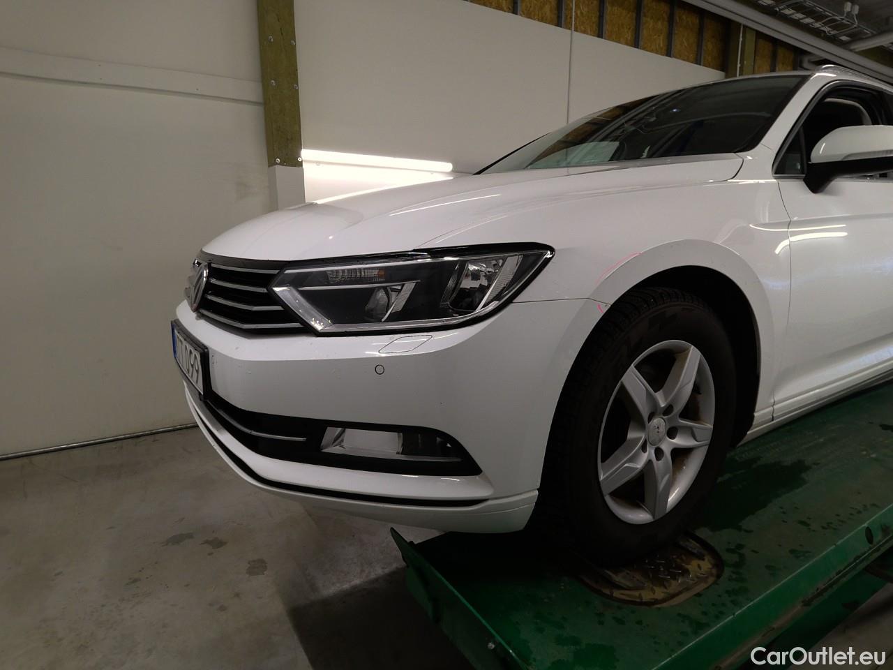  Volkswagen  Passat  SC TDI 150 Aut. #4