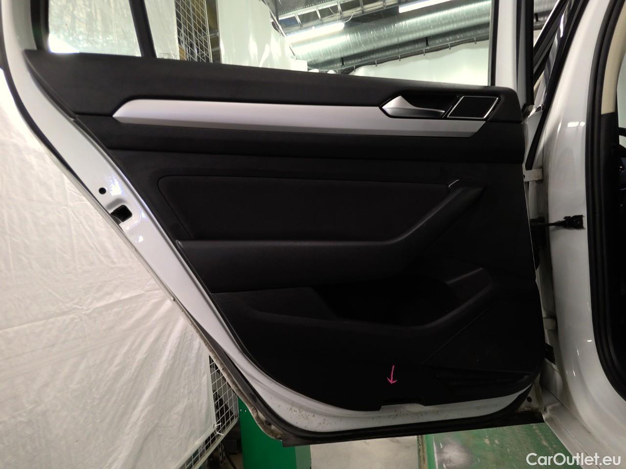  Volkswagen  Passat  SC TDI 150 Aut. #29