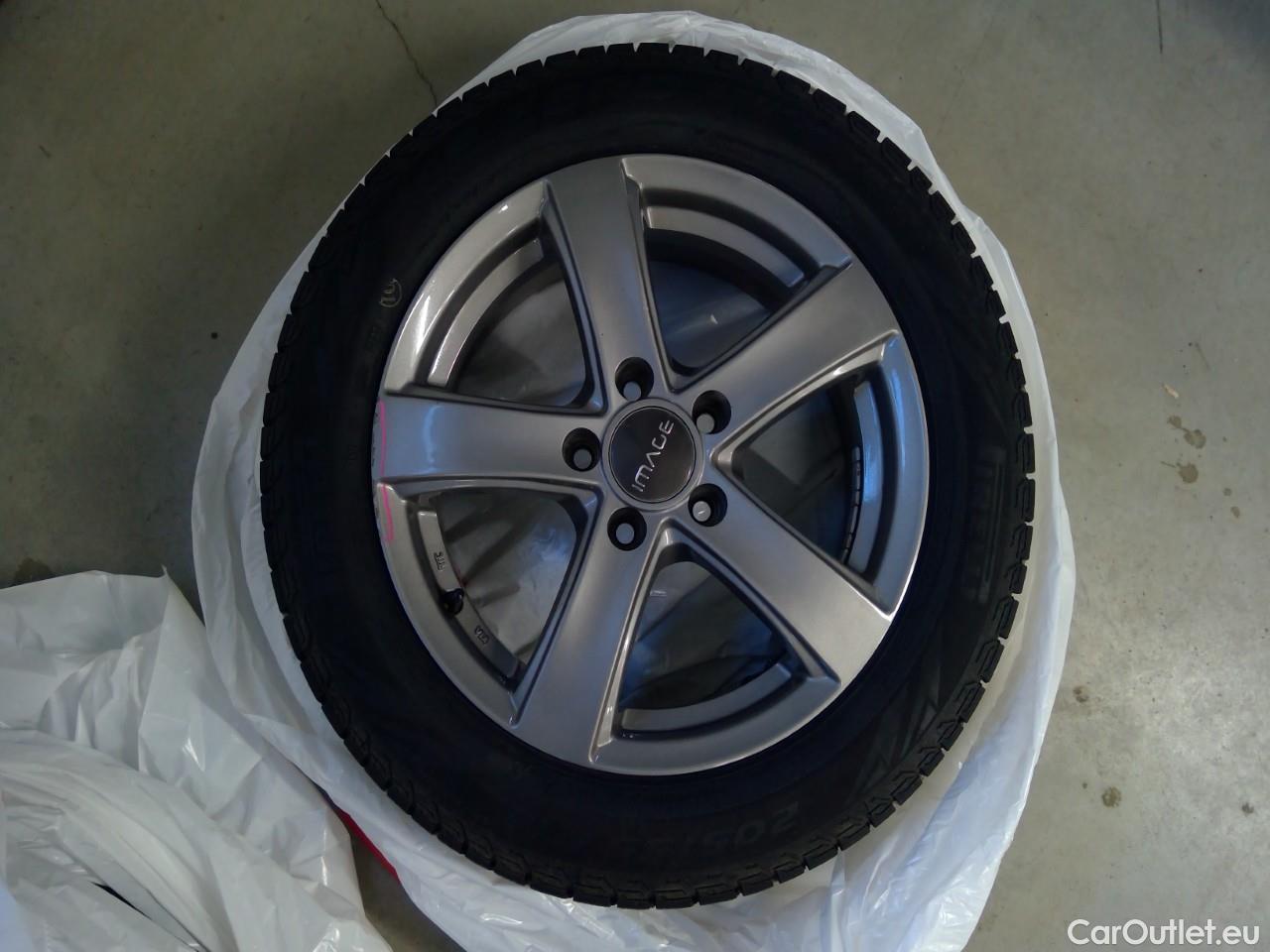  Volkswagen  Golf  SC 1.5 eTSI 130 Aut #1
