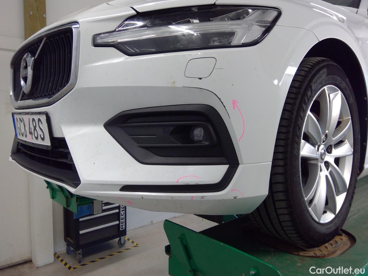  Volvo  V60  D4 AWD Mom.Adv. SE II Aut. #3