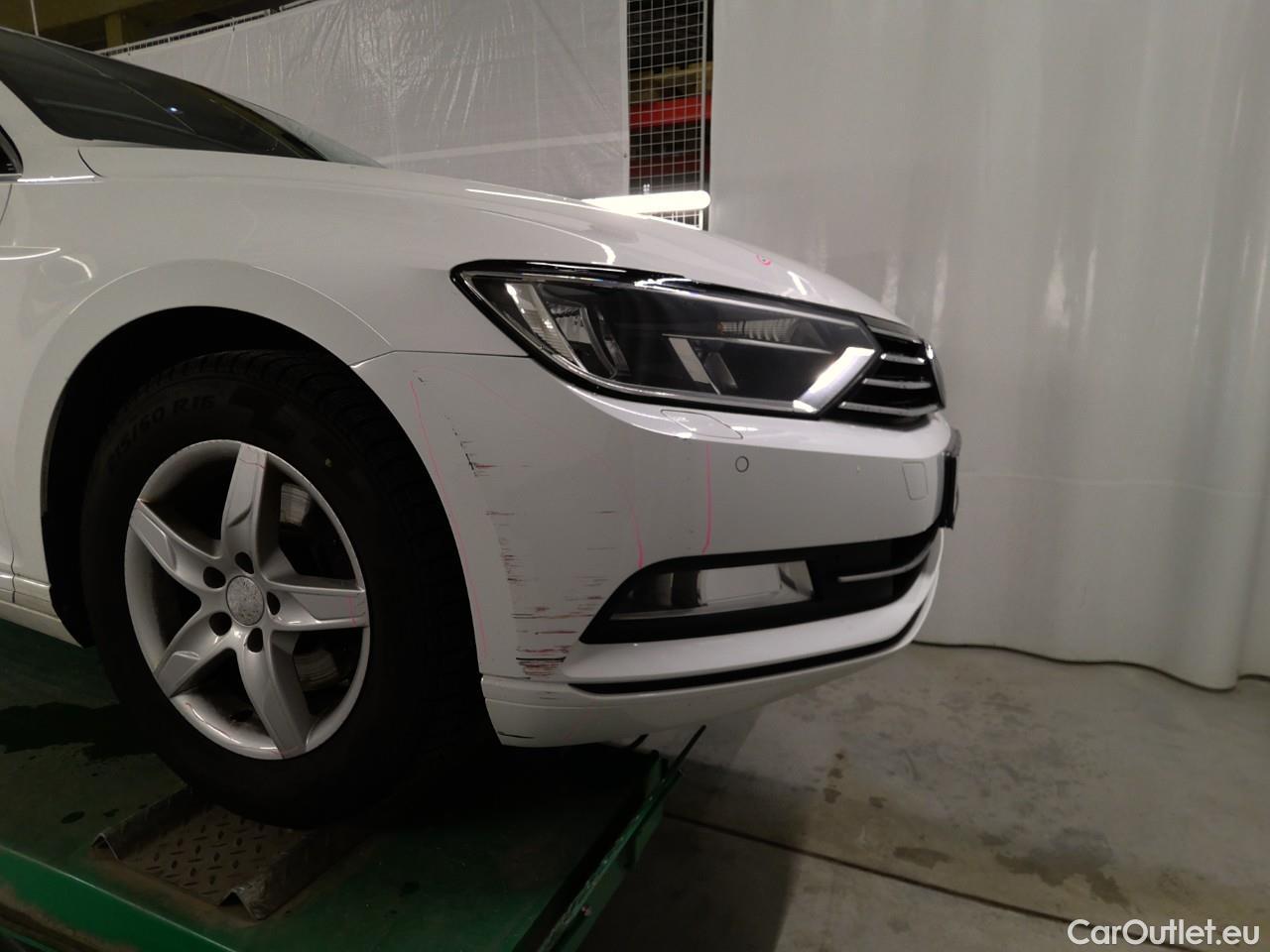  Volkswagen  Passat  SC TDI 150 Aut. #2