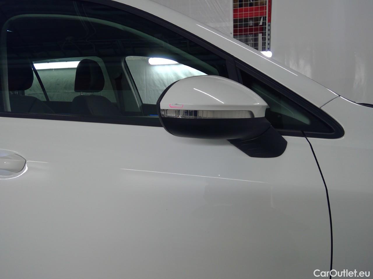  Volkswagen  Golf  SC 1.5 eTSI 130 Aut #7