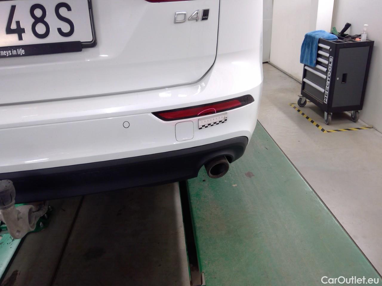  Volvo  V60  D4 AWD Mom.Adv. SE II Aut. #25