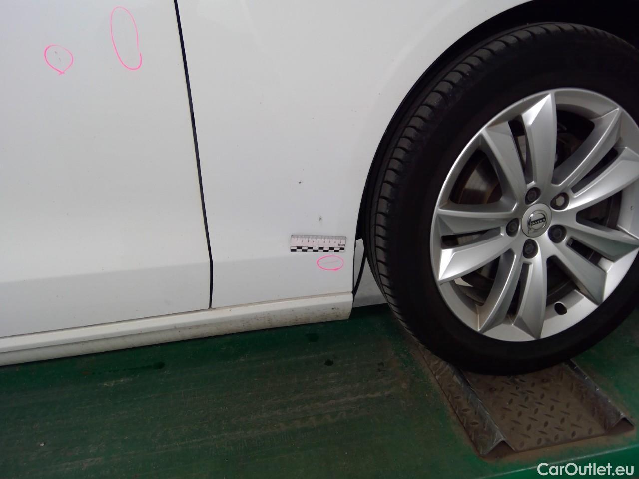  Volvo  V60  D4 AWD Mom.Adv. SE II Aut. #38