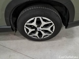  Subaru  Forester SUBARU  / 2019 / 5P / SUV 2.0 E-BOXER STYLE AUTO #18