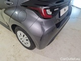  Toyota  Yaris TOYOTA  / 2020 / 5P / BERLINA HYBRID BUSINESS MY20 #65