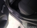  Toyota  Yaris TOYOTA  / 2020 / 5P / BERLINA HYBRID BUSINESS MY20 #102