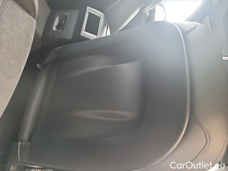  Audi  Q5   (FYB)(10.2016->)Audi  2.0TDI 120 qttr sport STr
 #22