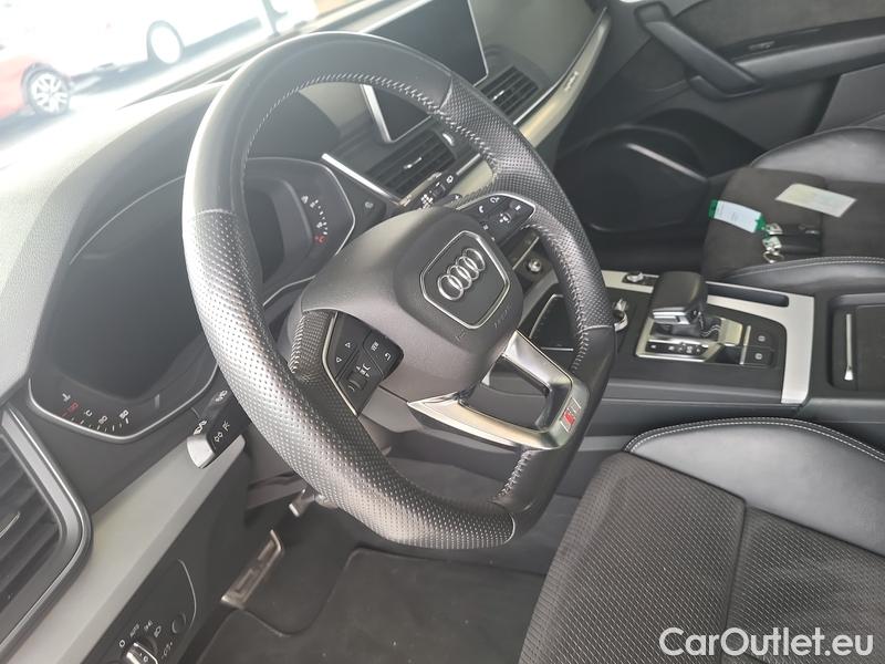  Audi  Q5   (FYB)(10.2016->)Audi  2.0TDI 120 qttr sport STr
 #5