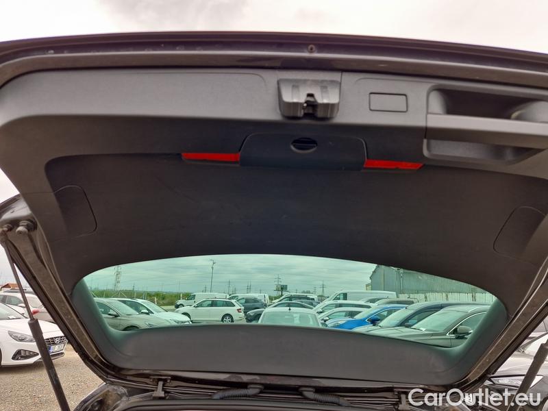  Volkswagen  Passat  Variant (CB5) (2019) Pas.Var.2.0 TDI 110 Elegance #23