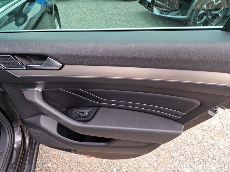  Volkswagen  Passat  Variant (CB5) (2019) Pas.Var.2.0 TDI 110 Elegance #30