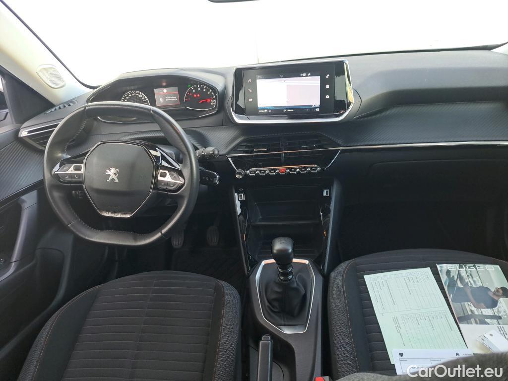 Peugeot  2008 PEUGEOT  / 2019 / 5P / todoterreno Active Pack Puretech 100 S&S BVM6 #3