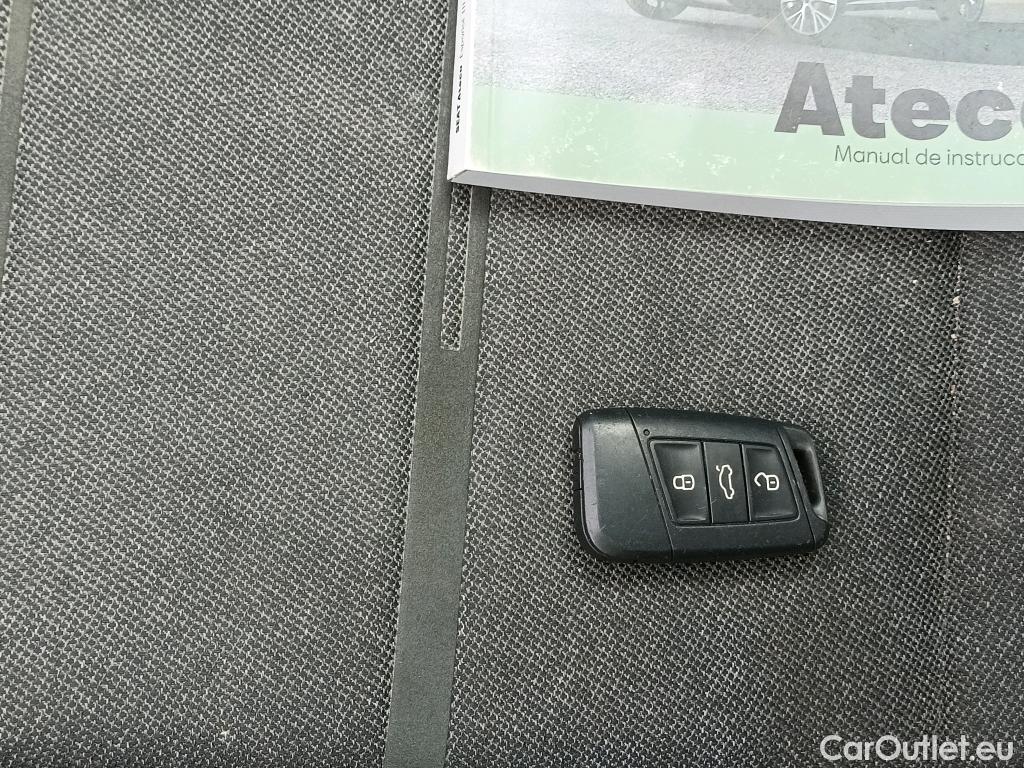  Seat  ATECA SEAT  / 2016 / 5P / todoterreno 2.0 TDI 110kW DSG S&S X-Perience Go #2