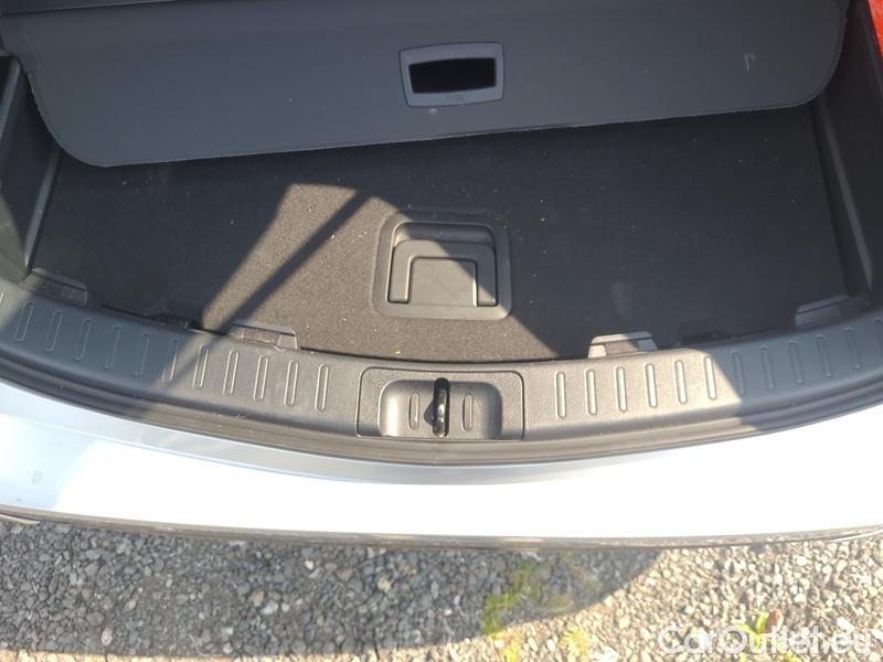  Toyota  Corolla  TouringSports (E21) (2019)  TS 1.8Hyb Comfort AT #14