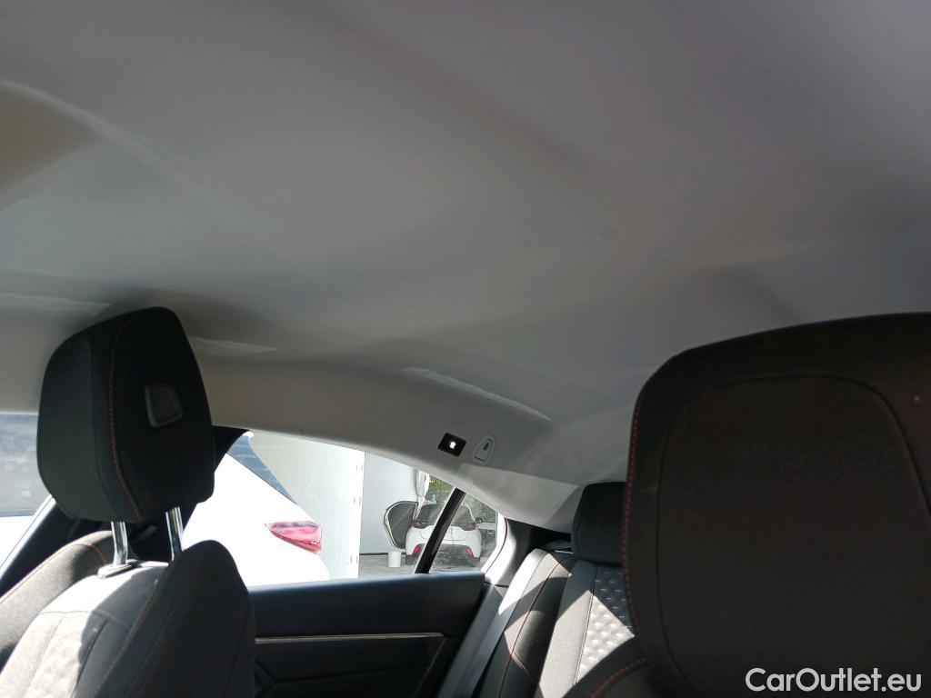 Peugeot  508 PEUGEOT  / 2018 / 5P / berlina con portón 5P Active Pack BlueHDi 130 S&S EAT8 #13