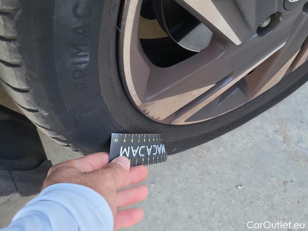 Hyundai  Bayon HYUNDAI  / 2021 / 5P / todoterreno 1.0 TGDI 74kW (100CV) Maxx #12