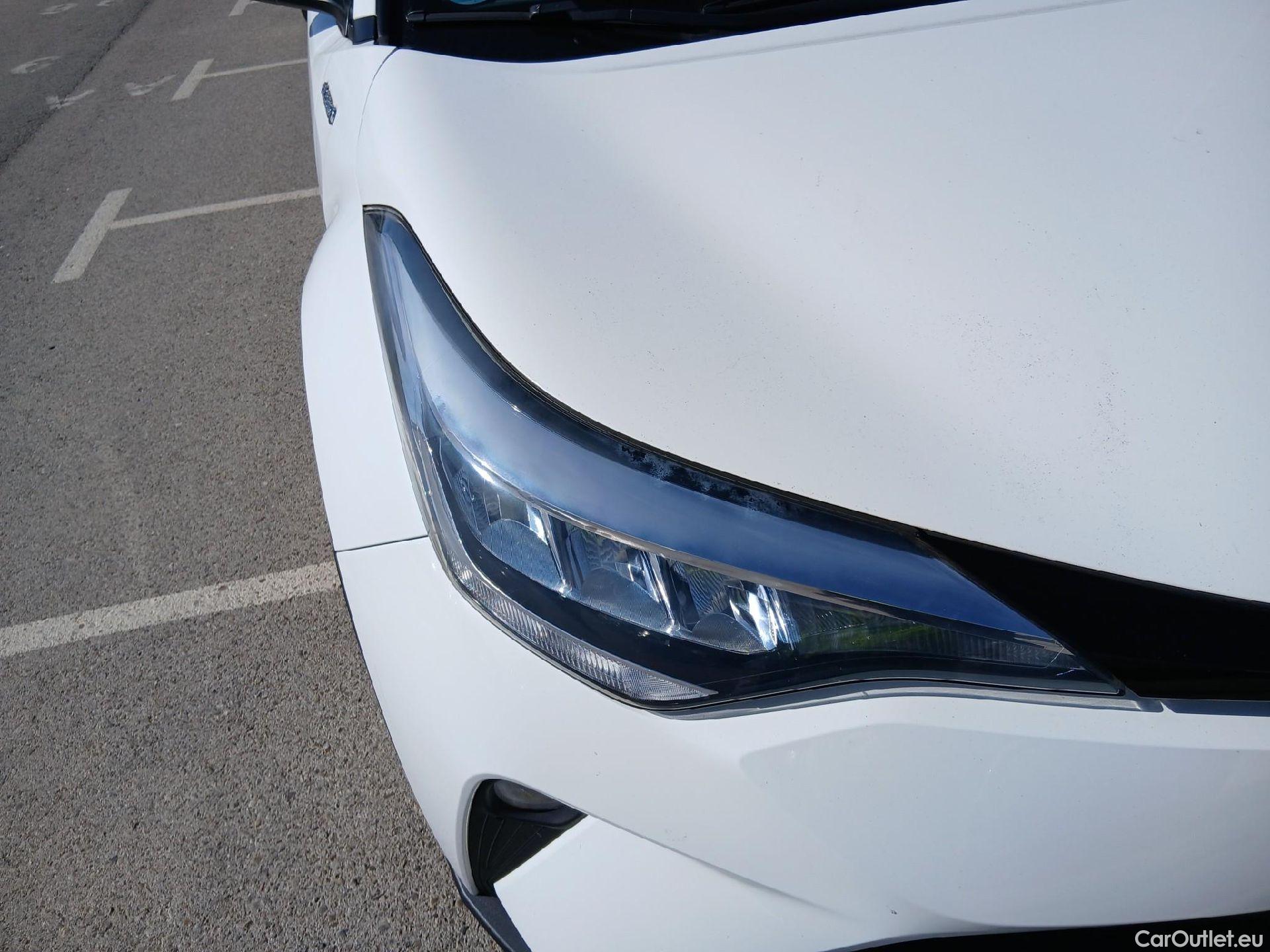 Toyota  C-HR TOYOTA  / 2019 / 5P / todoterreno 1.8 125H Active #10