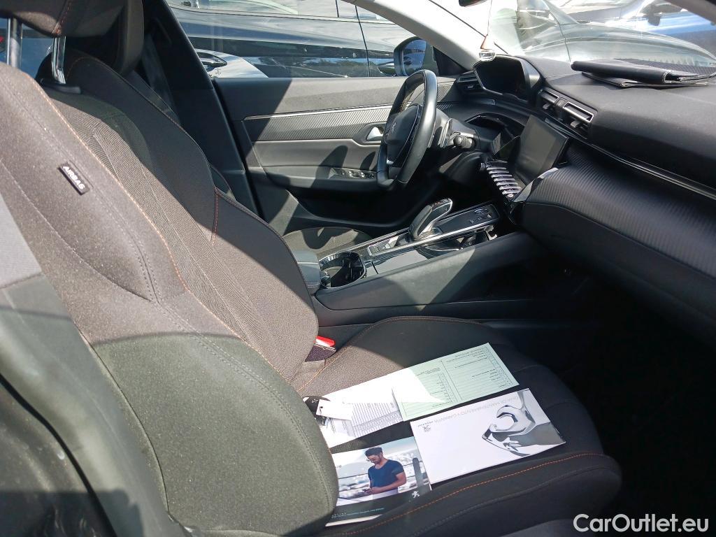 Peugeot  508 PEUGEOT  / 2018 / 5P / berlina con portón 5P Active Pack BlueHDi 130 S&S EAT8 #6