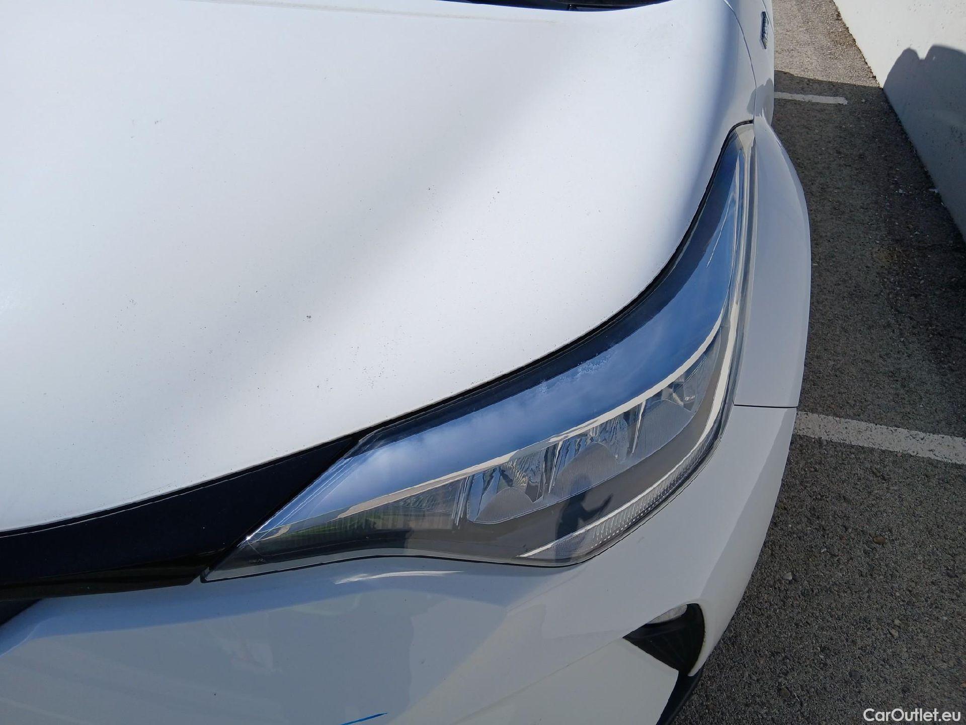  Toyota  C-HR TOYOTA  / 2019 / 5P / todoterreno 1.8 125H Active #9