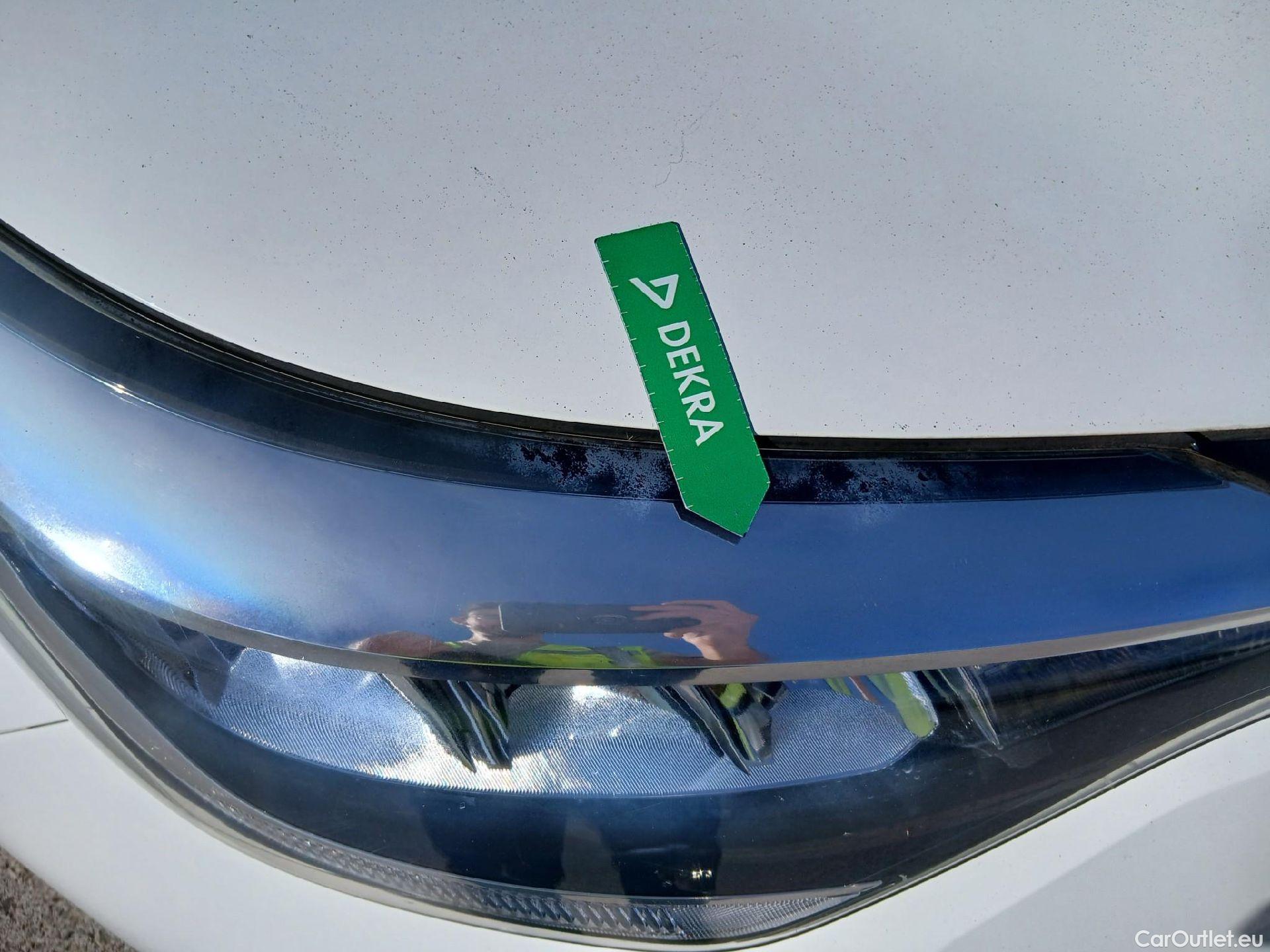  Toyota  C-HR TOYOTA  / 2019 / 5P / todoterreno 1.8 125H Active #11