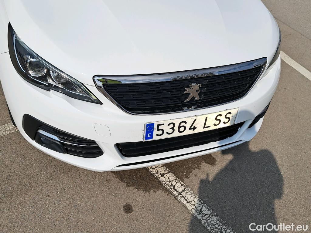  Peugeot  308 PEUGEOT  / 2017 / 5P / familiar SW Style BlueHDi 130 S&S #5