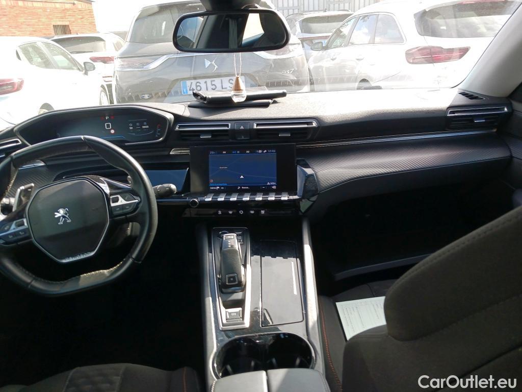 Peugeot  508 PEUGEOT  / 2018 / 5P / berlina con portón 5P Active Pack BlueHDi 130 S&S EAT8 #3