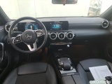  Mercedes  A-Klasse MERCEDES-BENZ Clase A / 2018 / 4P / sedán Sedán A 180 d #3