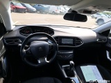  Peugeot  308 PEUGEOT  / 2017 / 5P / familiar SW Style BlueHDi 130 S&S #3