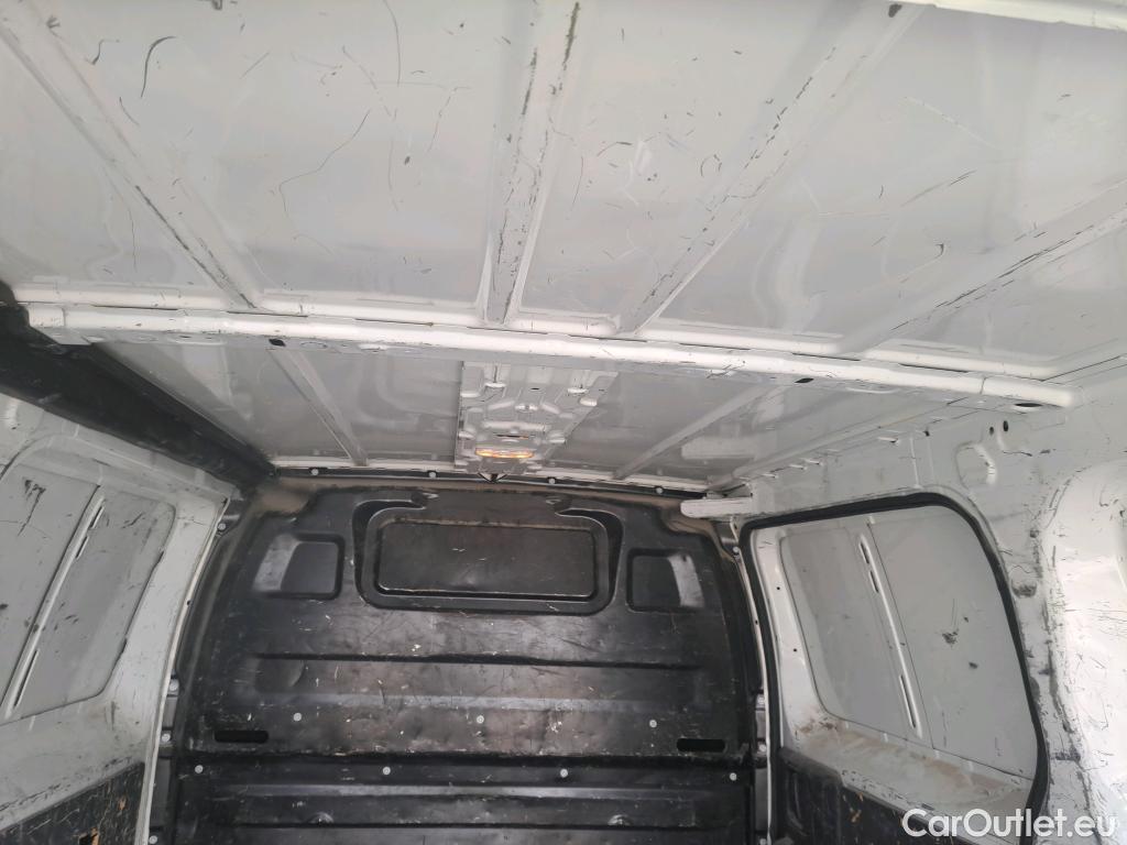  Opel  Vivaro OPEL  / 2019 / 4P / furgón 1.5 Diésel 88kW (120CV) M Std Express #17