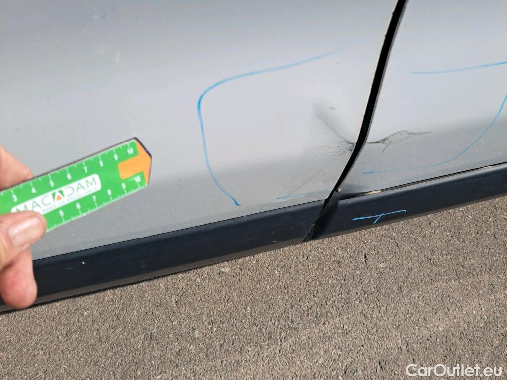  Opel  Vivaro OPEL  / 2019 / 4P / furgón 1.5 Diésel 88kW (120CV) M Std Express #25
