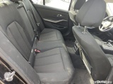 Bmw  Serie 3 BMW  / 2018 / 4P / sedán 318d Auto. #7