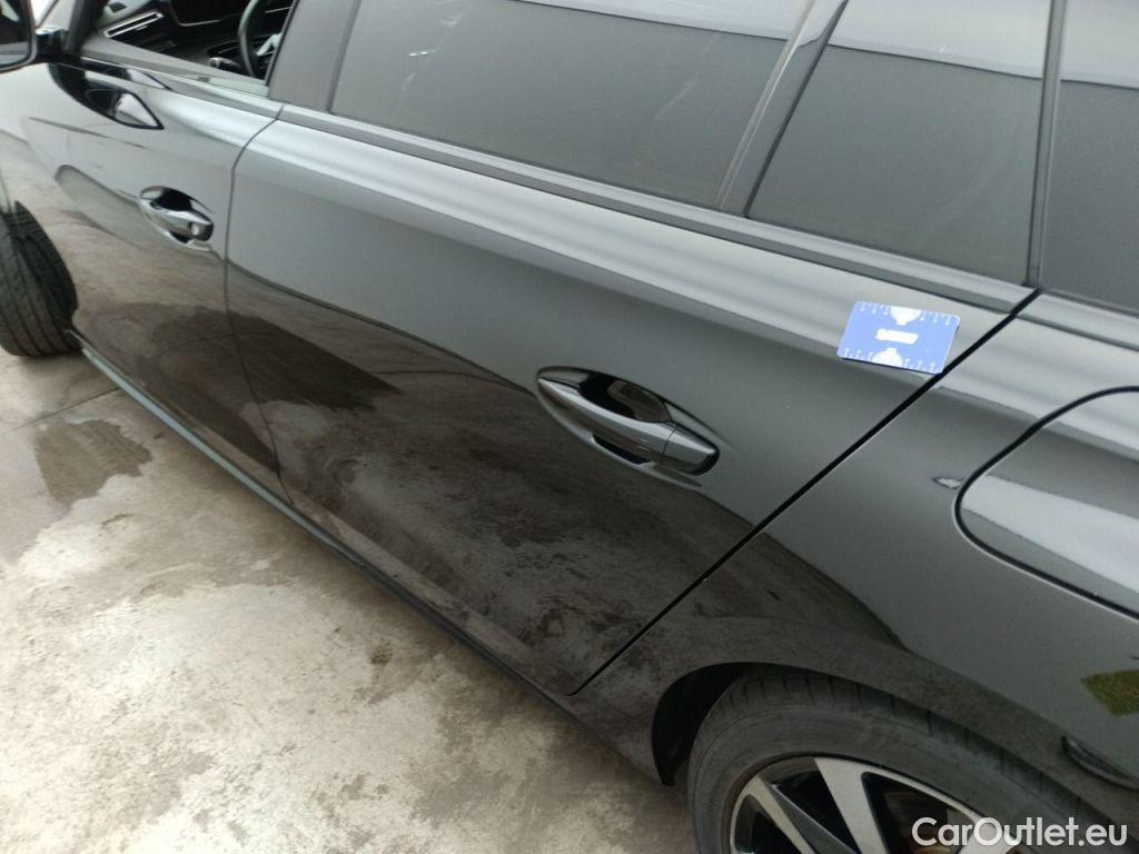 Peugeot  508 Peugeot  SW 1.6 Hybrid 225 e-EAT8 GT Line 5d #37