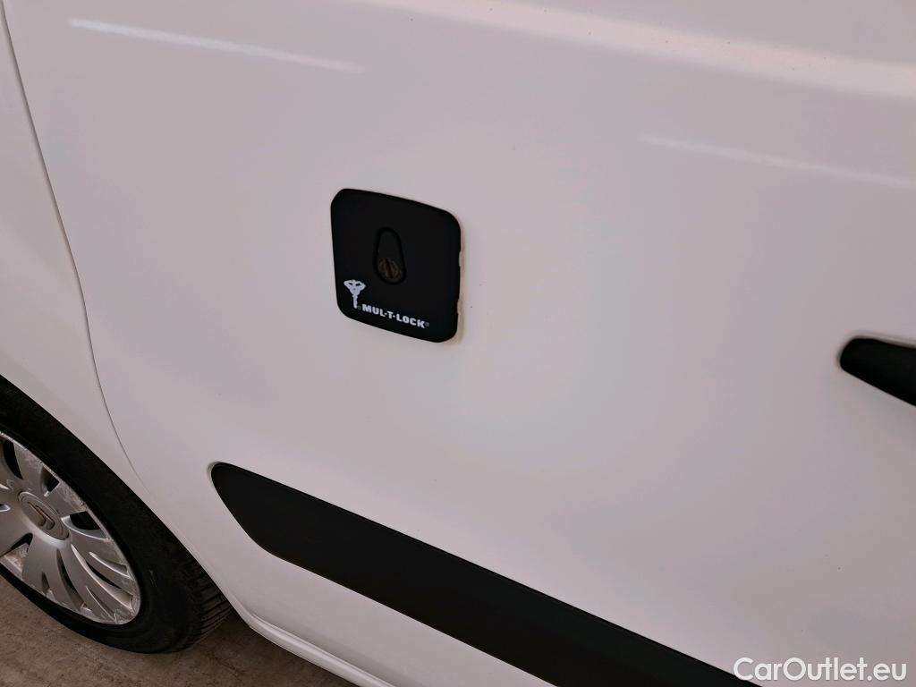  Citroen  Berlingo  Fourgon Business L1 (Court) 1.6 BlueHDi 100CV BVA6 E6 #10
