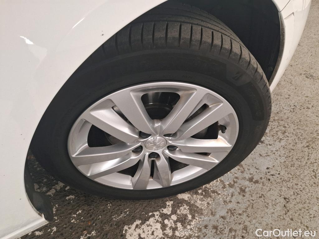  Peugeot  308  Active Business 1.5 HDi 130CV BVA8 E6d #19