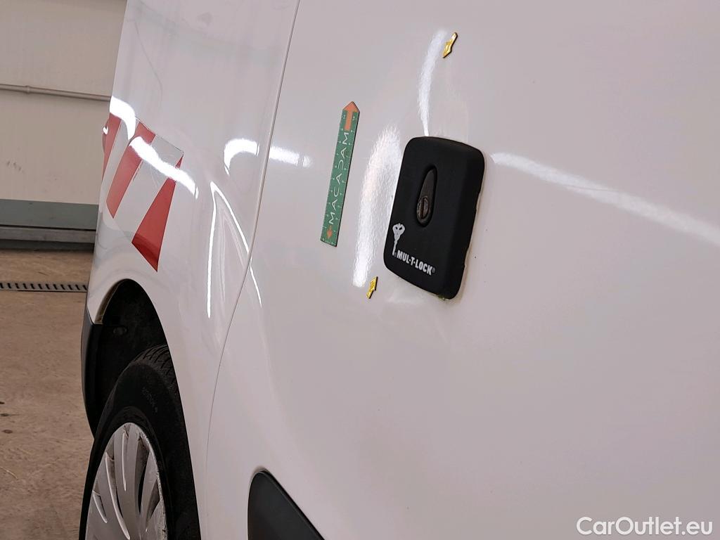  Citroen  Berlingo  Fourgon Business L1 (Court) 1.6 BlueHDi 100CV BVA6 E6 #3