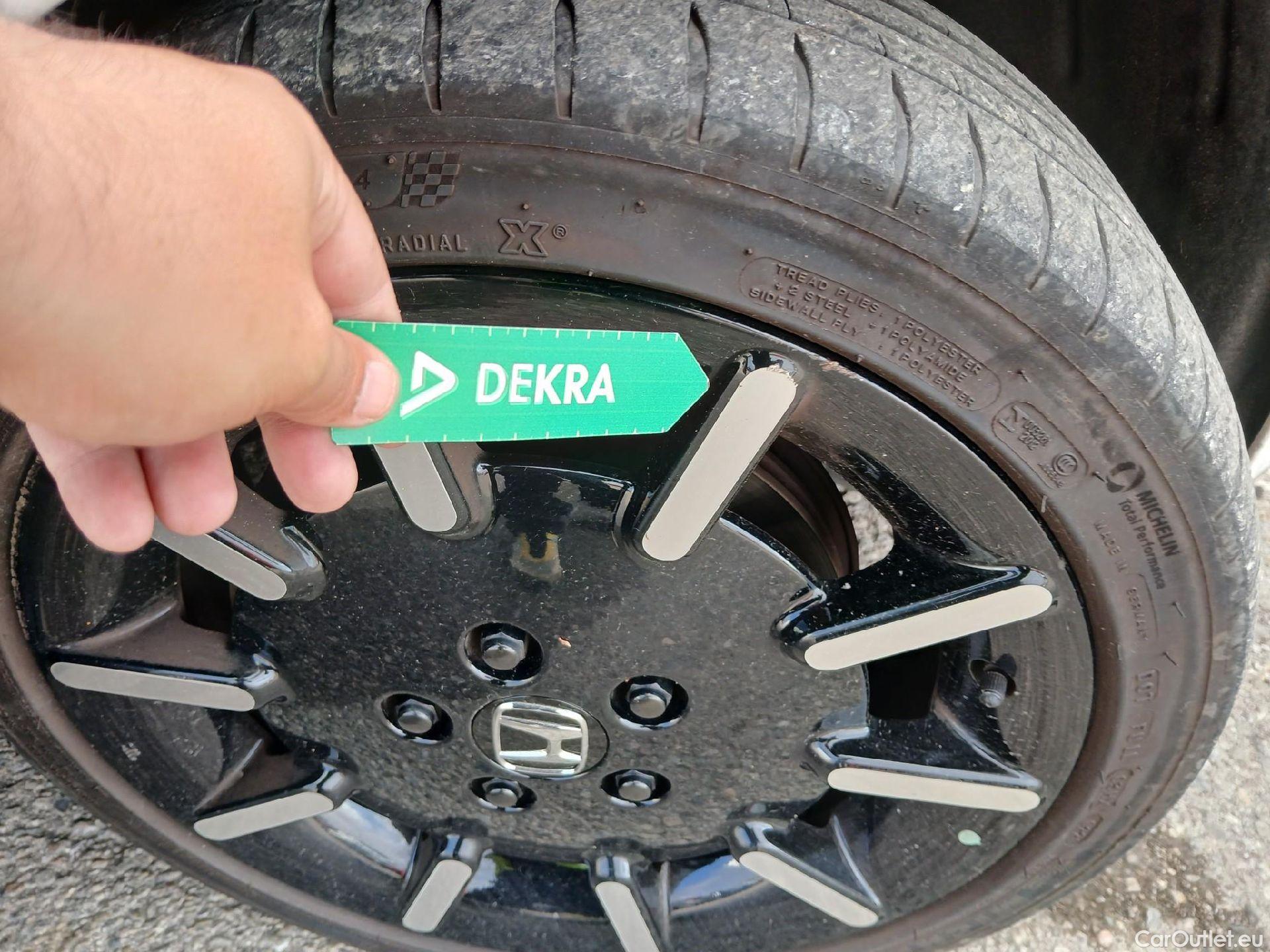  Honda  E HONDA Honda  / 2019 / 5P / brlina con portón Advanc Llantas 17'' #14