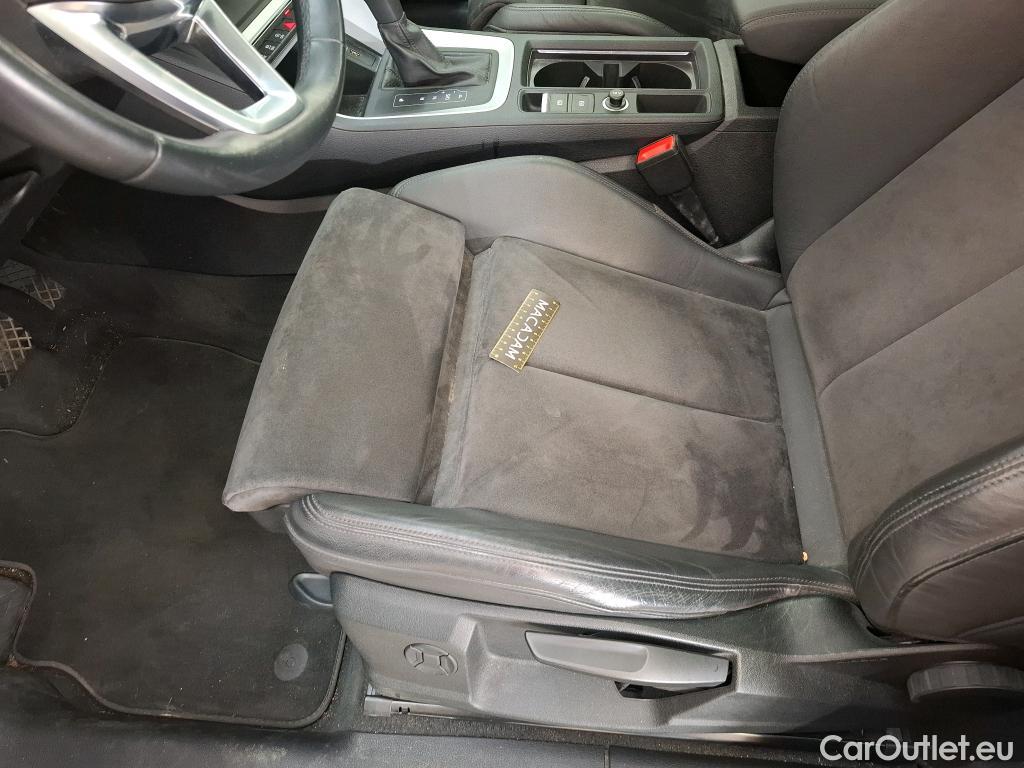  Audi  Q3  35 TDI Design luxe 2.0 TDI 150CV BVA7 E6dT #1