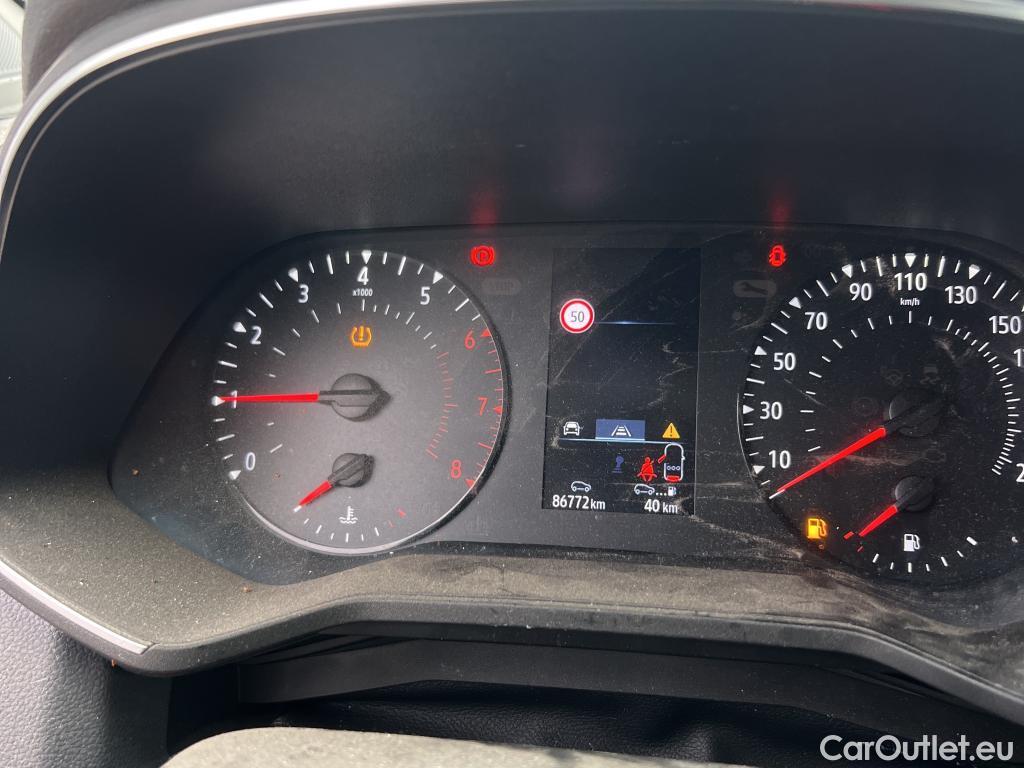  Renault  Clio RENAULT  / 2019 / 5P / berlina con portón Life SCe 49 kW (67CV) #29