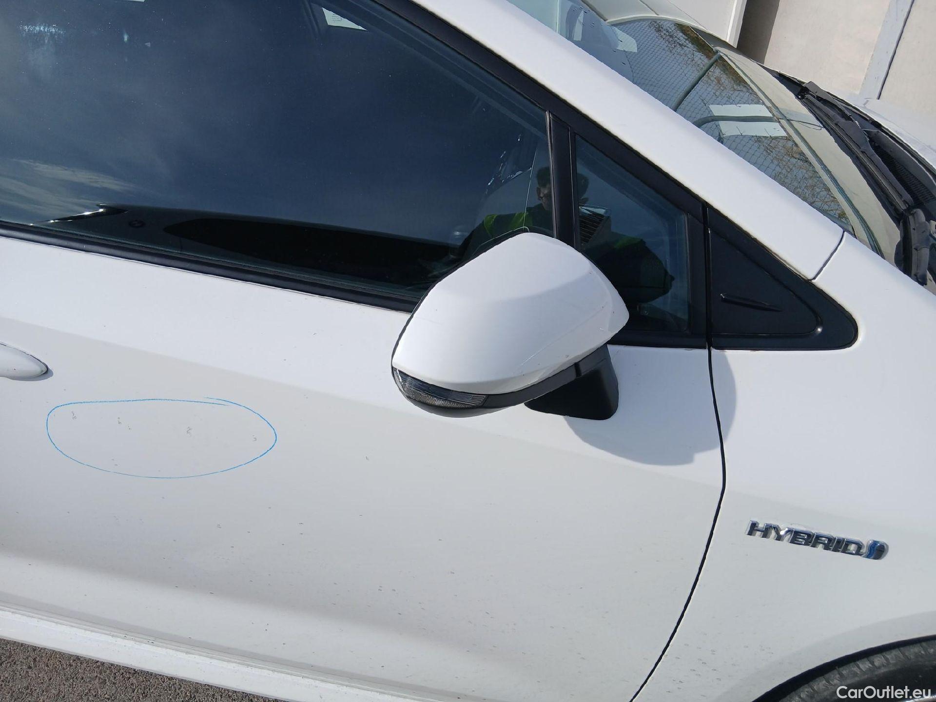  Toyota  Corolla TOYOTA  / 2019 / 5P / familiar 1.8 HYBRID BUSINESS PLUS E-CVT TOU SPORT #41