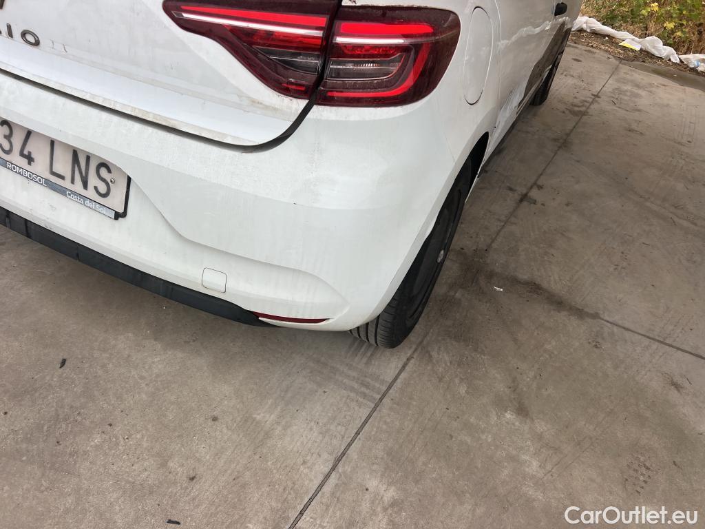  Renault  Clio RENAULT  / 2019 / 5P / berlina con portón Life SCe 49 kW (67CV) #17