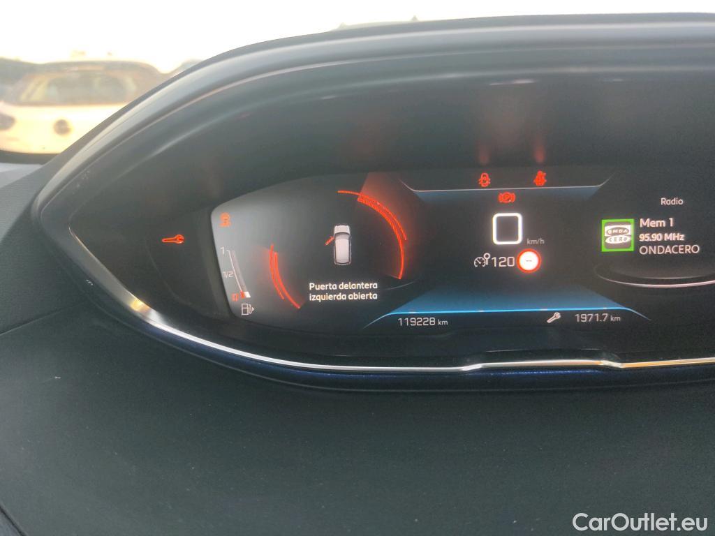  Peugeot  3008 PEUGEOT  / 2020 / 5P / todoterreno 1.5 BlueHDi 96kW (130CV) S&S Active Pack #33